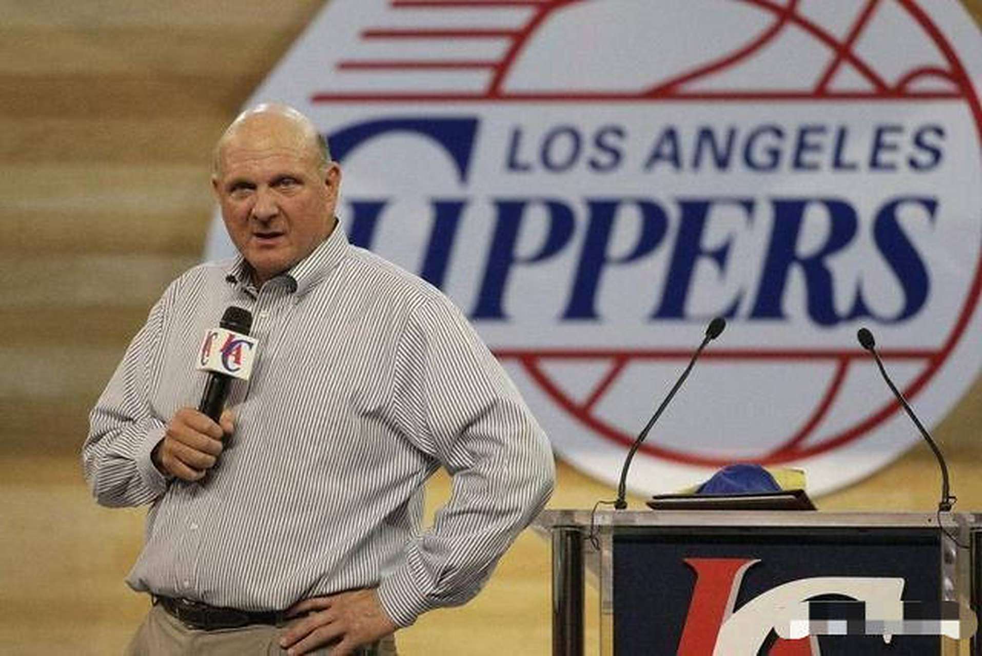 一场看似 一场看似