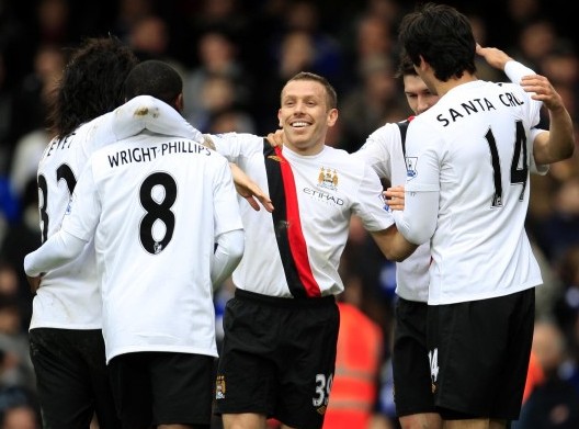 向前传球成 向前传球成