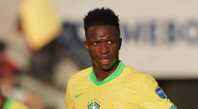 围绕这条轴 围绕这条轴